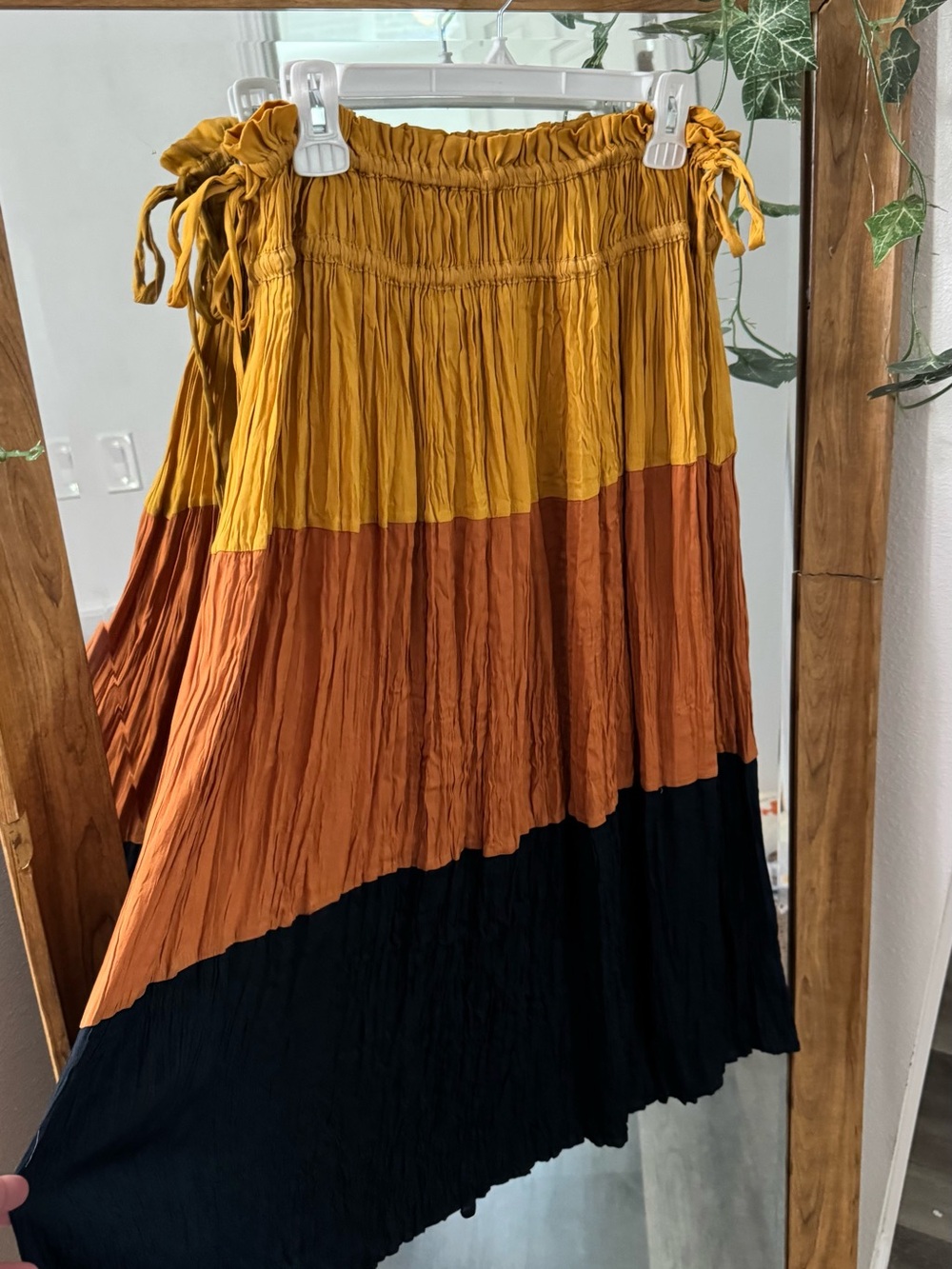 LIKE NEW Anthropologie Current Air Merrigan Colorblock Tiered Midi Skirt - Picture 3 of 5